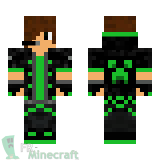 Aperçu de la skin Minecraft Garçon brun avec micro